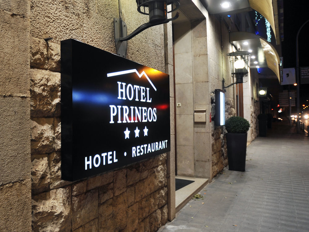 Hotel Pirineos Figueres By Pierre & Vacances Exterior foto